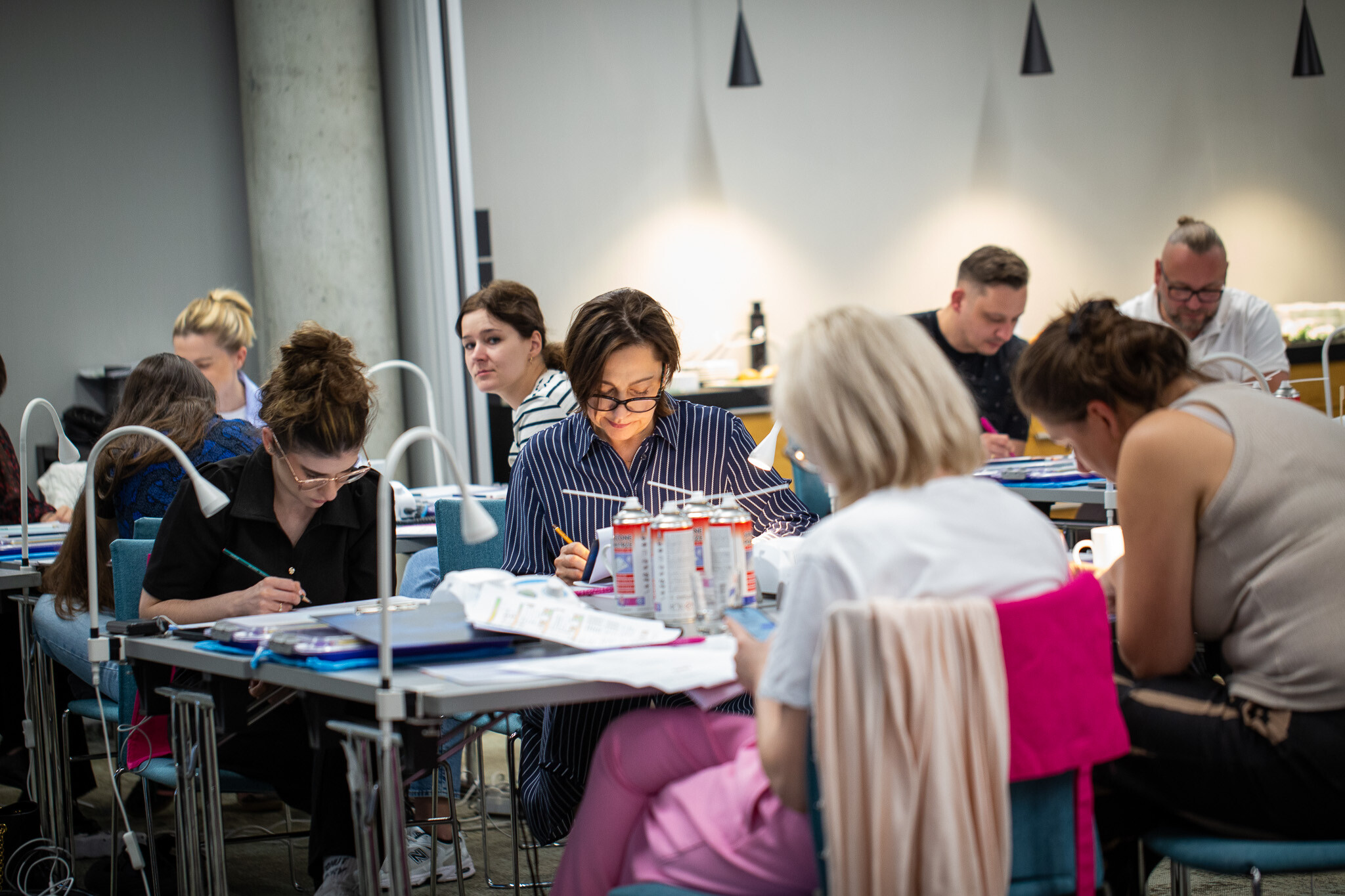 Kursanci - lekarze dentyści - podczas wykładu z kompleksowego planowania leczenia