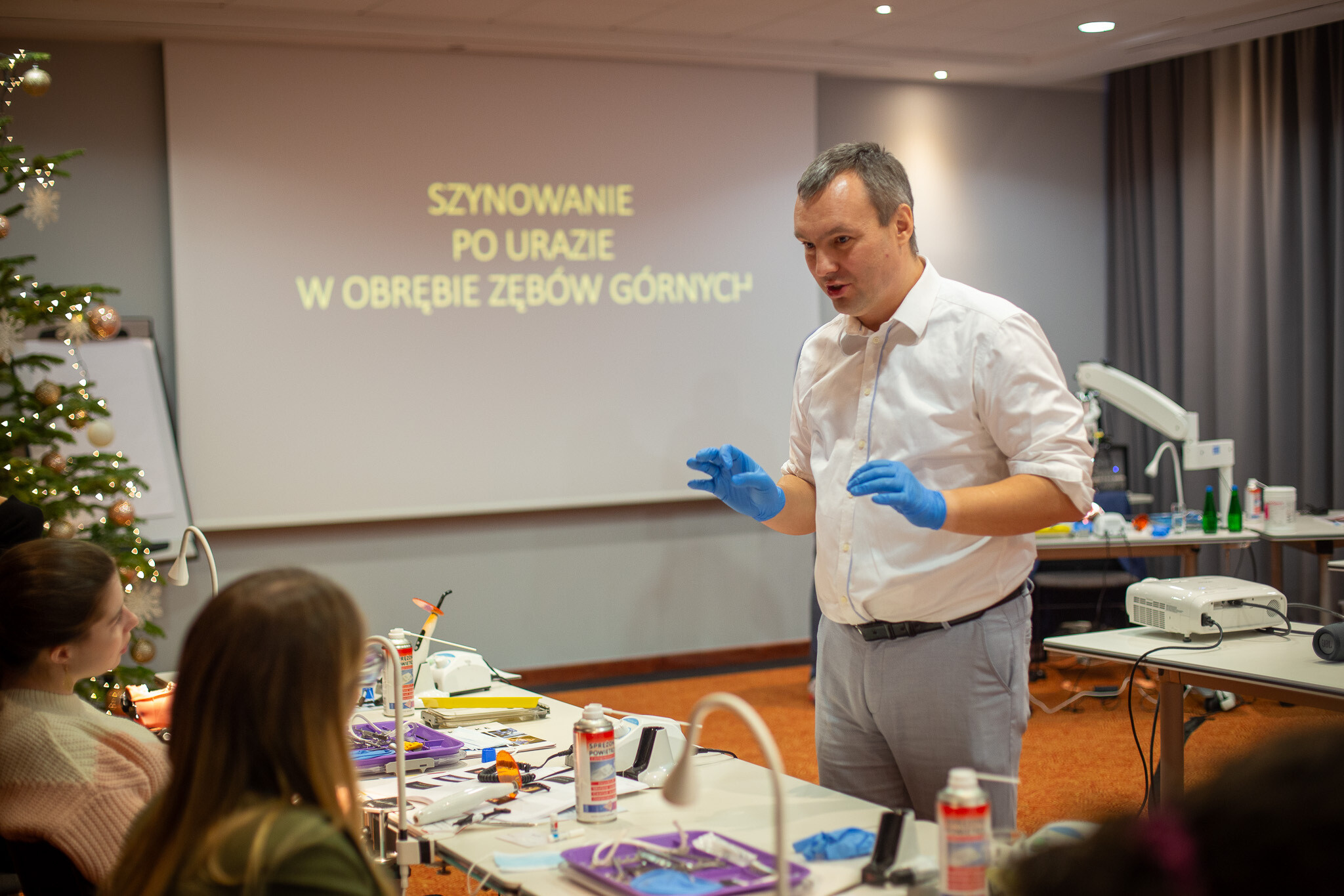 dr n. med. Maciej Mikołajczyk - Dental Day